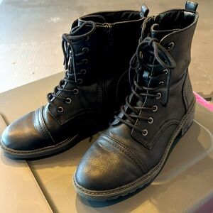 Black Combat Boots (8)